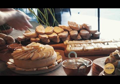 Institucional de XX CONFRARIA AOQUEIJO