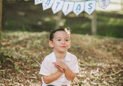 SESSÃO FOTOGRÁFICA DE FAMÍLIA de SESSÃO FOTOGRÁFICA INFANTIL - MATIAS 3 ANOS