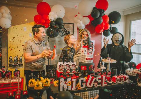 ANIVERSÁRIO INFANTIL de ANIVERSÁRIO INFANTIL - MIGUEL 5 ANOS