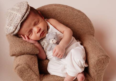 1Newborn de Newborn Estevão