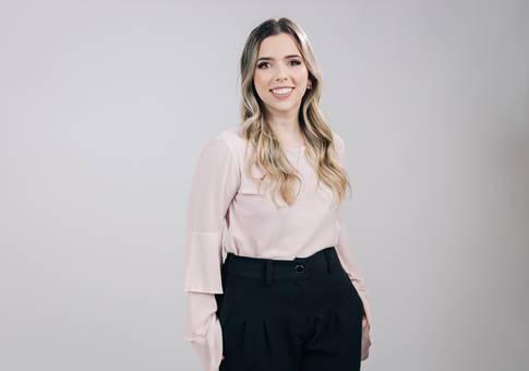 Profissionais de Dra Paula Monge