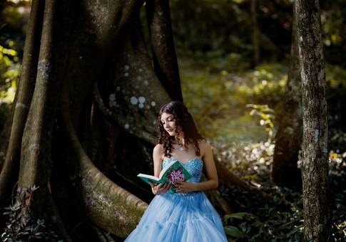 Book de 15 anos de ENSAIO EXTERNO ISABELA 15 ANOS