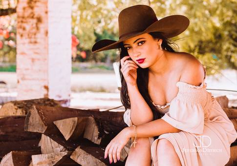 Ensaio de  15 Anos de Ludymila