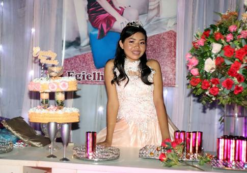 15 anos  de 15 Anos Egielly