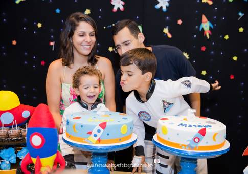 Festa Infantil de Lucas fez 1 e Mateus fez 5