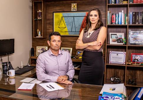 Corporativos de Medeiros e Carvalho Advogados