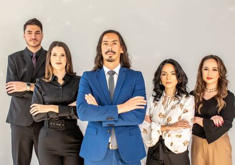 Corporativos de Bertote e associados 