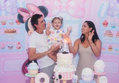 Aniversários e Eventos de Aniversário de 2 anos com o tema Minnie: uma festa encantadora! 🎀✨