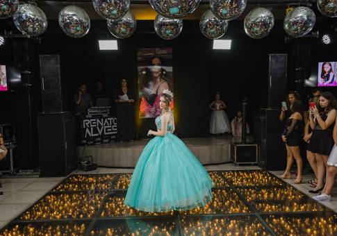 Eventos de Maria Paula 15 anos em Pratinha-MG