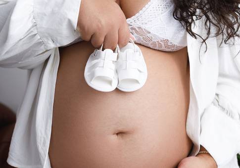 Gestante Estudio de Isadora Moreira