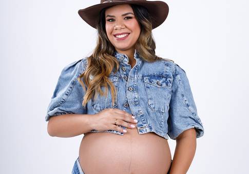 Gestante Estudio de Ensaio Gestante Mayara Brandão