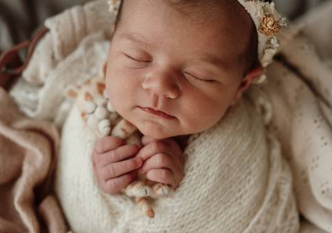 Newborn de A Chegada da Helena