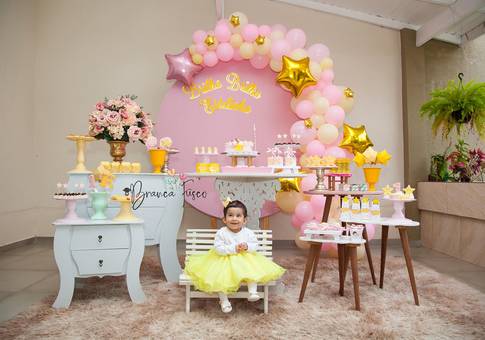 ANIVERSÁRIO de Aniversário de 1 ano da Estela