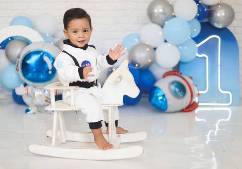 Smash the cake de Caio 1 aninho