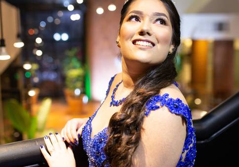 Festa 15th        de 15th Mirela 