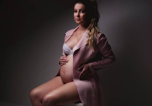 Gestante de A espera de Laura