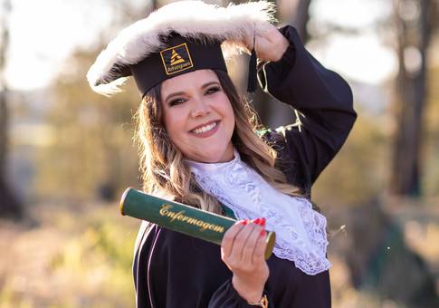 Ensaio Feminino  de Sessão Externa Pré Formatura - Sheila Enfermagem