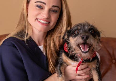 Profissional / Marca de Veterinaria Roberta Mendes