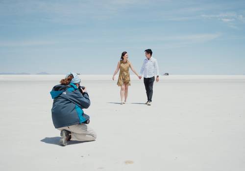 Capturing Otherworldly Beauty: A Photoshoot at the Uyuni Salt Flats (Bolivia)