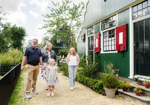 Zaanse Schans Guide: How to Visit Without a Tour (Best Route, Timing, and What to Expect)