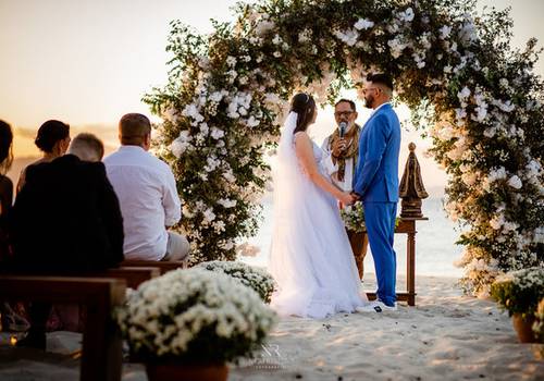 Casar na praia: o cenário perfeito para quem quer viver o extraordinário
