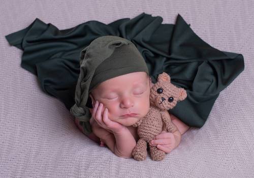 Capturando a Magia da Inocência:
A Importância da Fotografia de Newborn.