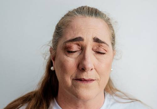 SOBRE O LUTO E AS MUDANÇAS COM O ADOECIMENTO