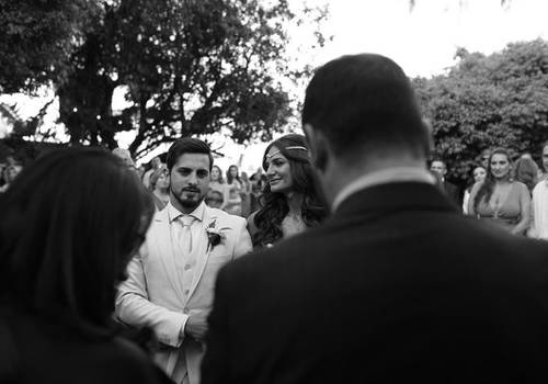 Casamentos ao Ar Livre: Encanto, Planejamento e Dicas Essenciais.