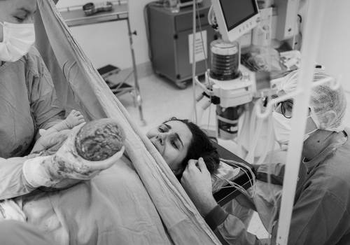 Fotografia de nascimento: um investimento para toda a vida