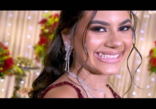 Debutante de Trailer debutante Kamila