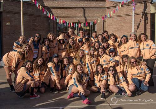 Promociones de Presentacion de Buzos Dante alighieri 2019