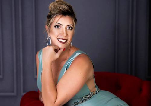 Ensaio Feminino de Apresentadora Karyn Paiva 