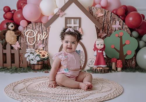 Smash The Cake de Smash The Cake A Masha e o Urso - Luísa