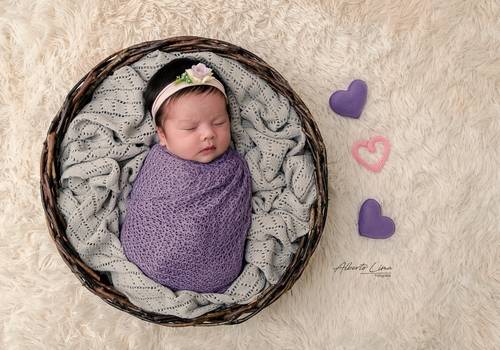 Newborn de Newborn Paula Akemi