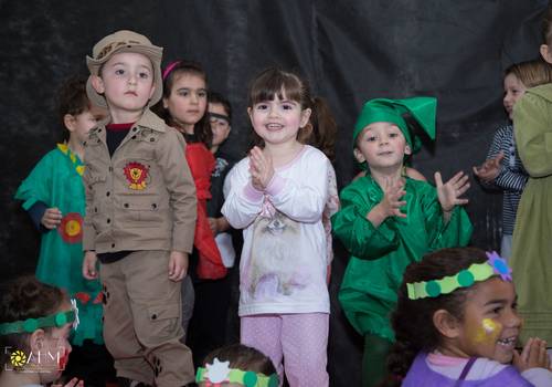 Ensaios Infantil de Álbum sem título