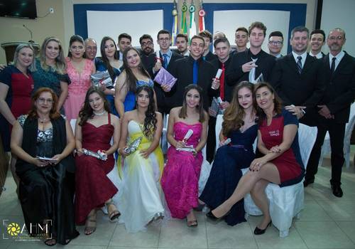 Formatura de Terceirão - Novo Espaço