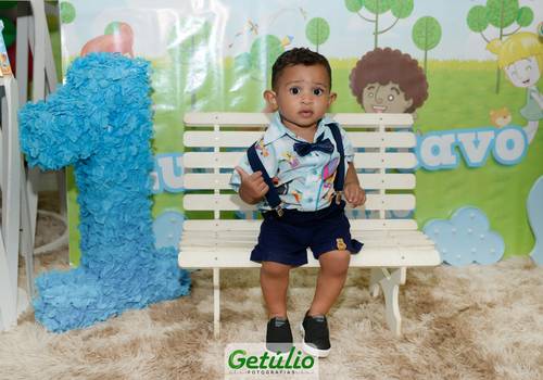 Aniversários de 1 Ano de Luís Gustavo