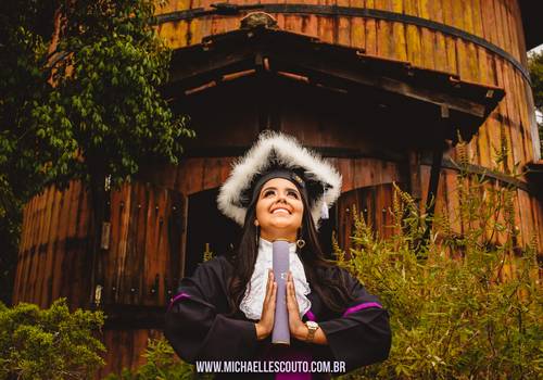 Ensaios de ENSAIO DE FORMATURA  - DANI MACHADO (PEDAGOGIA)