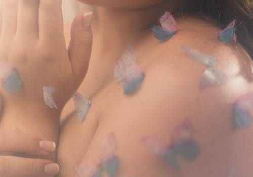 gestante de ensaio de gestante no estúdio | maitê, luana e alex