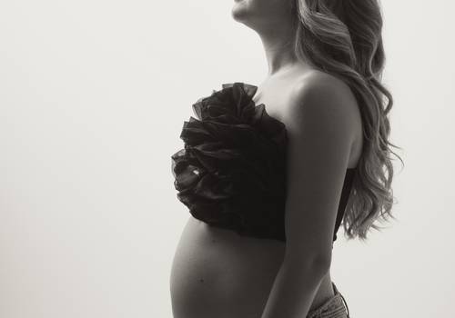 gestante de ensaio de gestante no estúdio | pedro lourenço