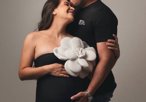 gestante de ensaio de gestante no estúdio | josé miguel