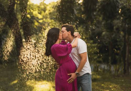 gestante de ensaio de gestante no estúdio + externo | tomás