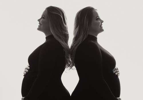 gestante de ensaio de gestante no estúdio | josé e murilo