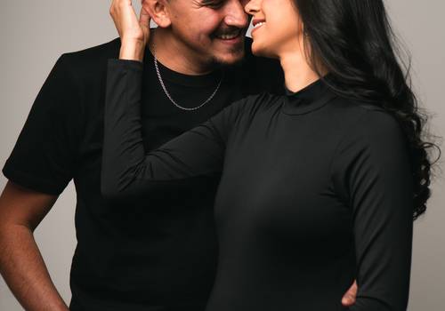 gestante de ensaio de gestante no estúdio | rafael