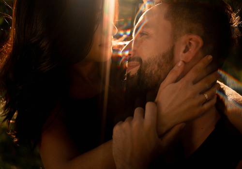 casal de pré-wedding na cachoeira | savana e fernando