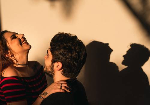 casal de ensaio de casal em casa | marina e joão