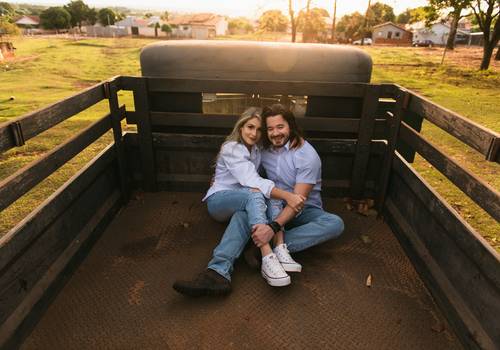 casal de ensaio de casal na cidade | vitória e jonathas 