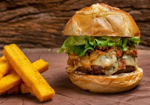 Fotografia Gourmet de Braseiro Burger 