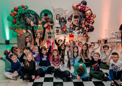 Aniversários Infantis de Aniversário 4 anos Theo e 6 anos Sofia