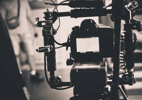 FILMES PUBLICITÁRIOS – Faça com que as pessoas apaixonem se por sua marca Institucional Orbita Academia.